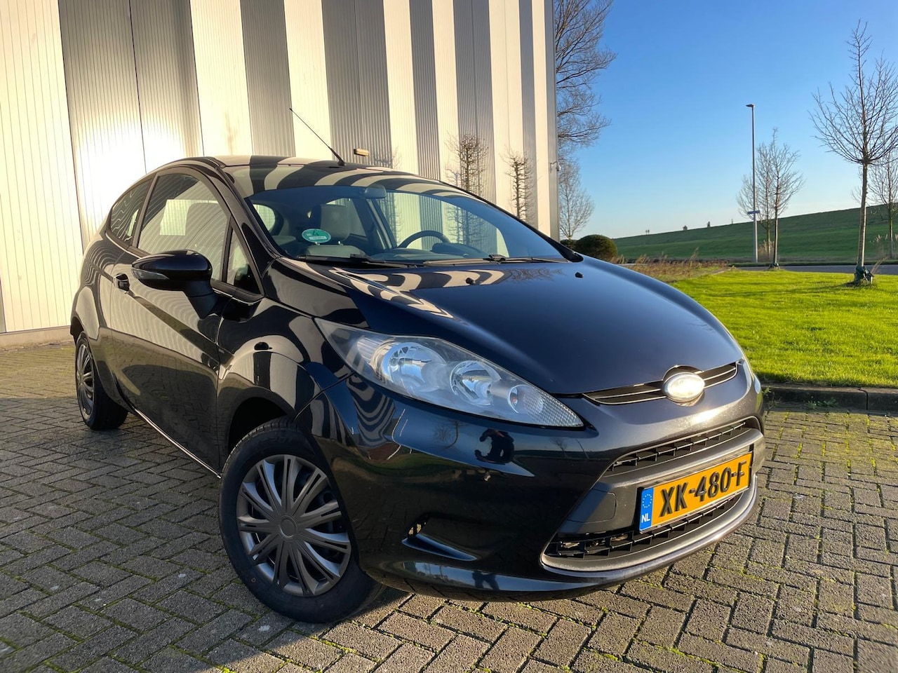 Ford Fiesta - 1.25 Trend Nw APK-Airco-ElekPakket-2 Sleutels - AutoWereld.nl