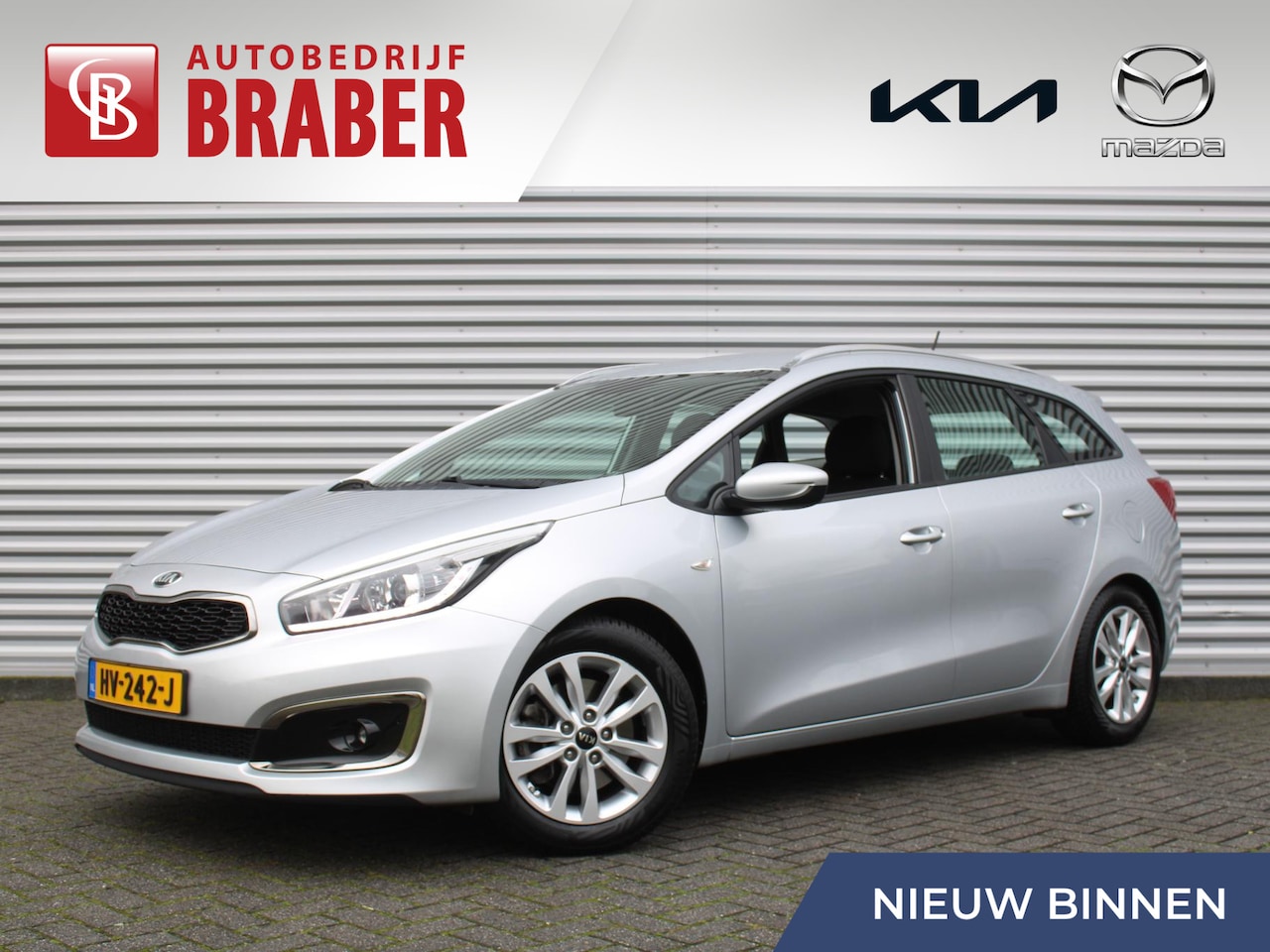 Kia Cee'd Sportswagon - 1.6 GDI First Edition | Trekhaak | Camera | Cruise | Navi | Airco | 16' LM | All season ba - AutoWereld.nl