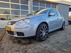 Volkswagen Golf - 1.6 FSI Optive