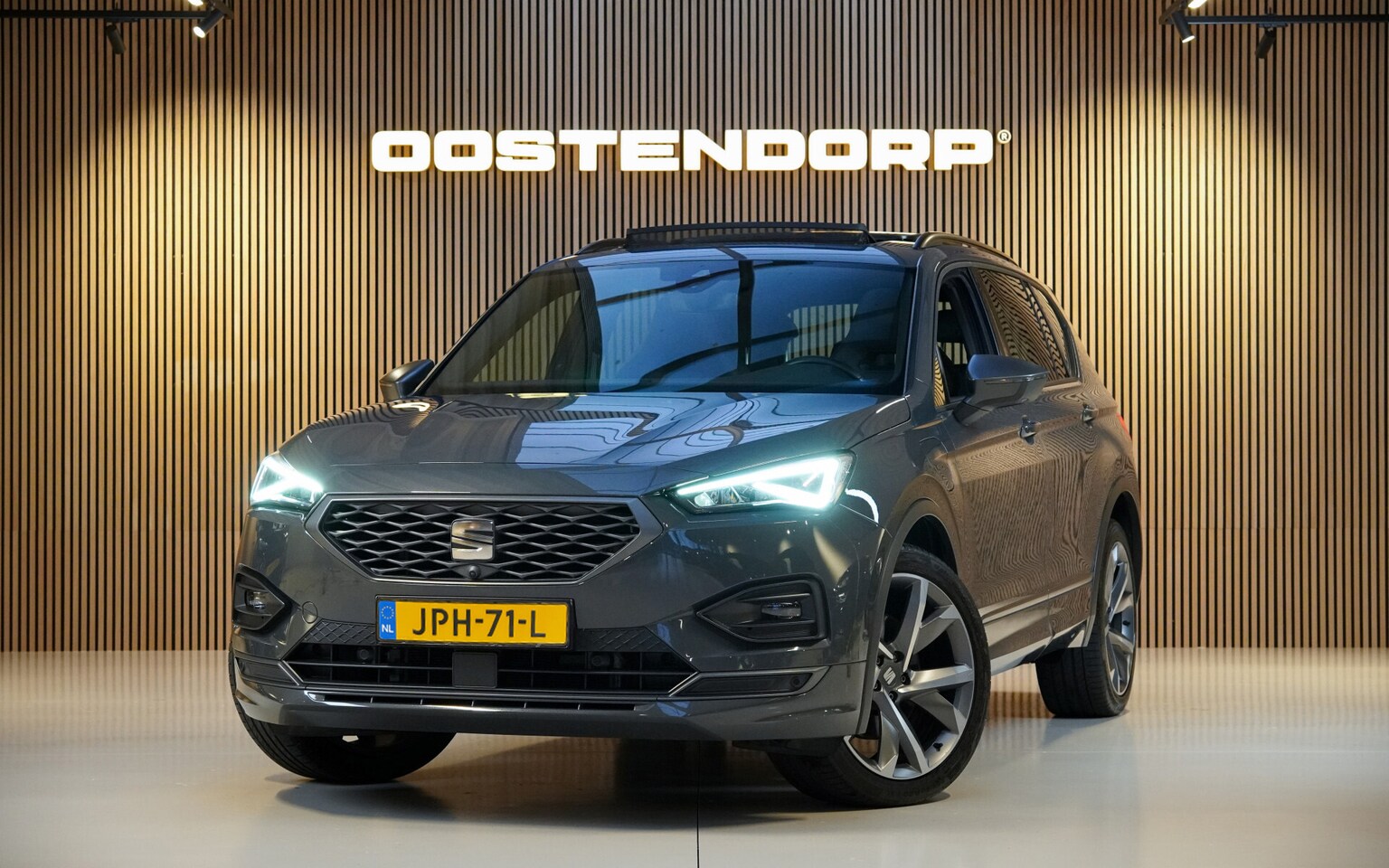SEAT Tarraco - 1.4TSI/245pk e-Hybrid PHEV FR|2023|Panoramadak|Memory Seat|Trekhaak|20"LMV|PDC+360Camera|V - AutoWereld.nl