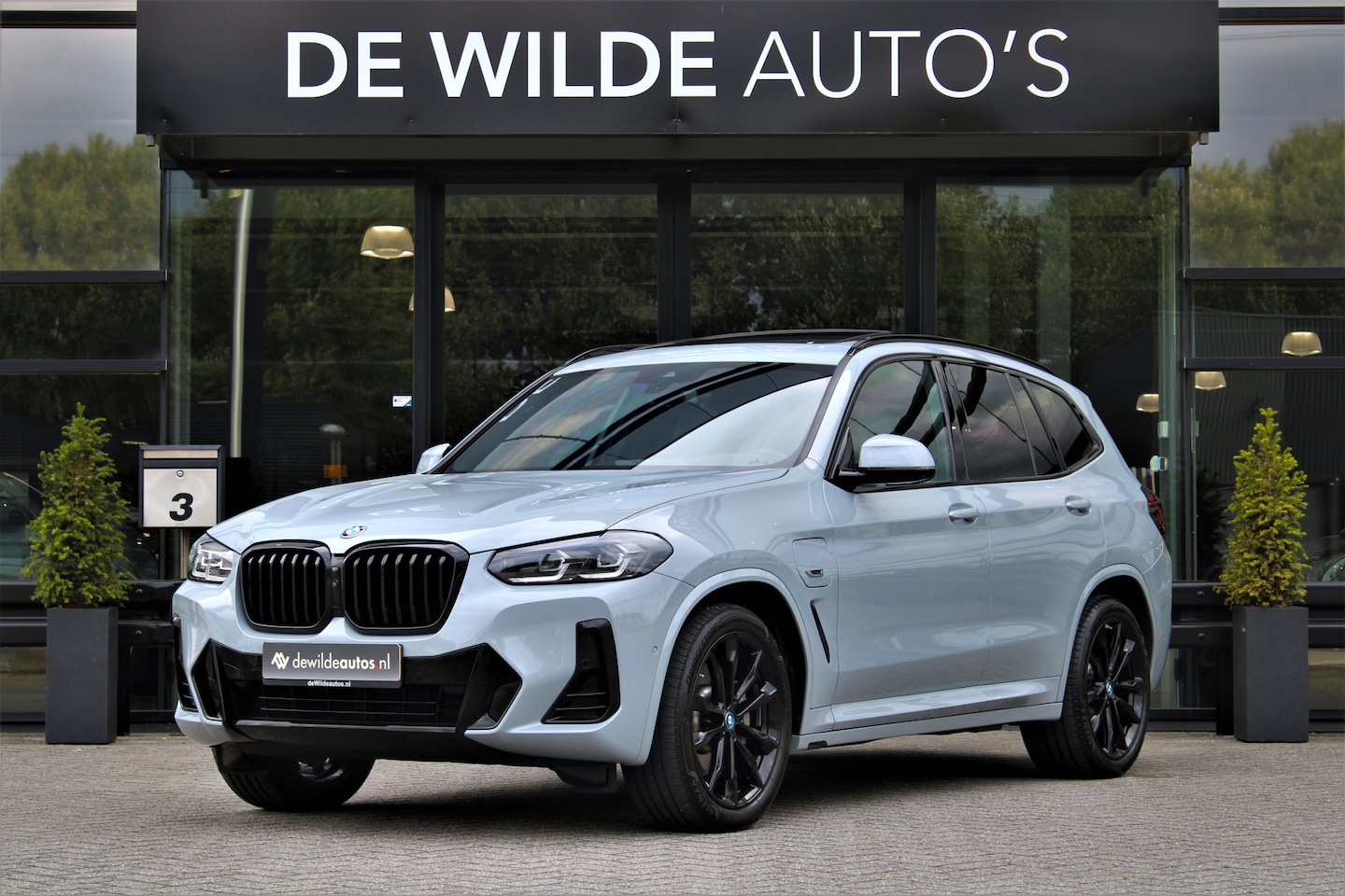 BMW X3 - xDrive30e M-sport 292pk Pano Camera Dubbelglas AdaptiefOnderstel Brooklyn - AutoWereld.nl