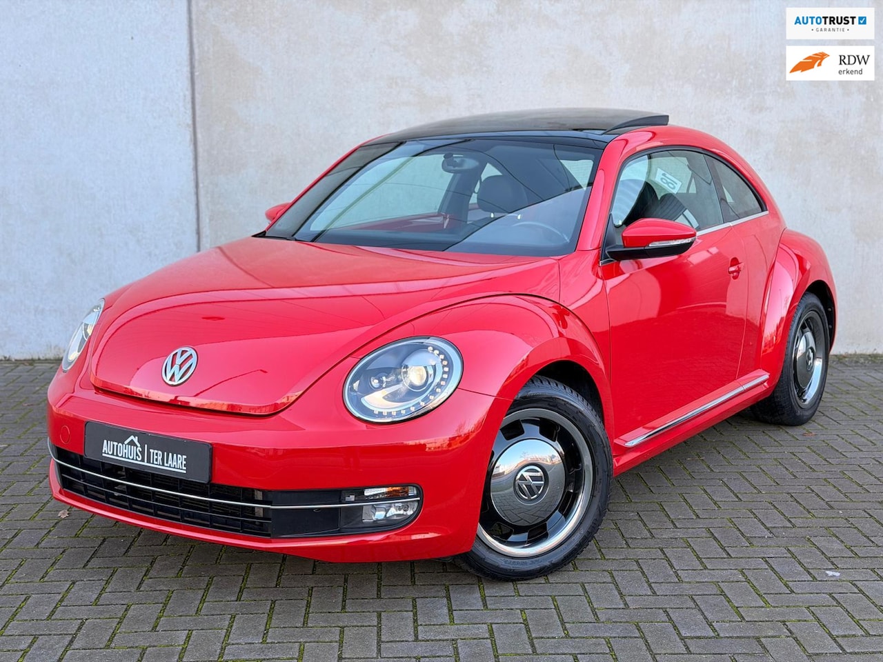 Volkswagen Beetle - 1.2 TSI Exclusive Pano Leder Xenon CarPlay Stoelverwarming - AutoWereld.nl