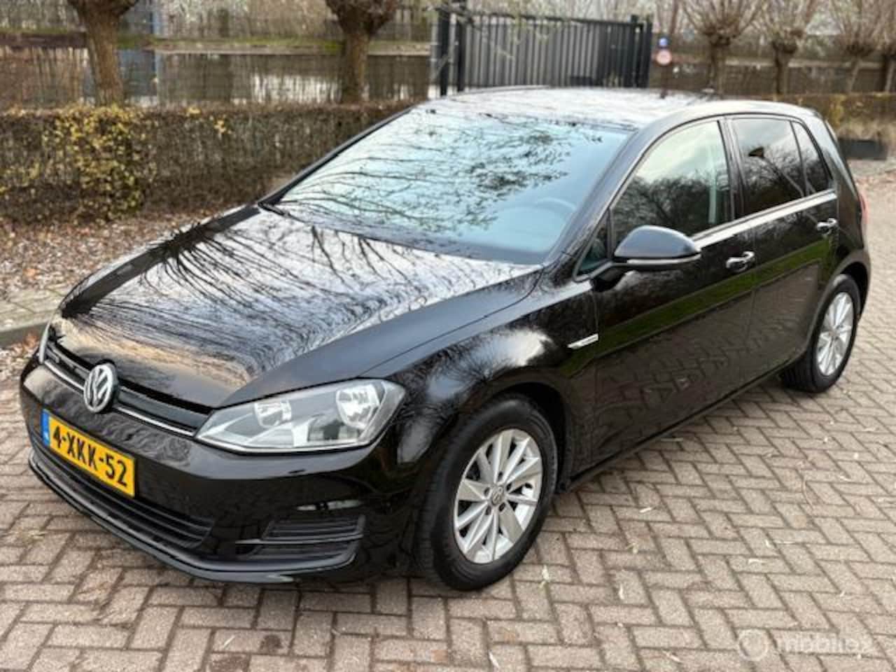 Volkswagen Golf - 1.6 TDI Trendline BlueMotion cruisecontrol - AutoWereld.nl