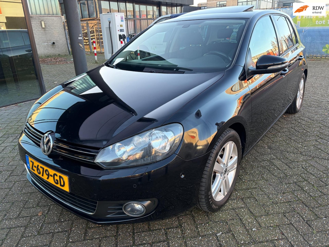 Volkswagen Golf - 1.4 TSI Highline / Navi / PDC / schuifdak / Trekhaak - AutoWereld.nl