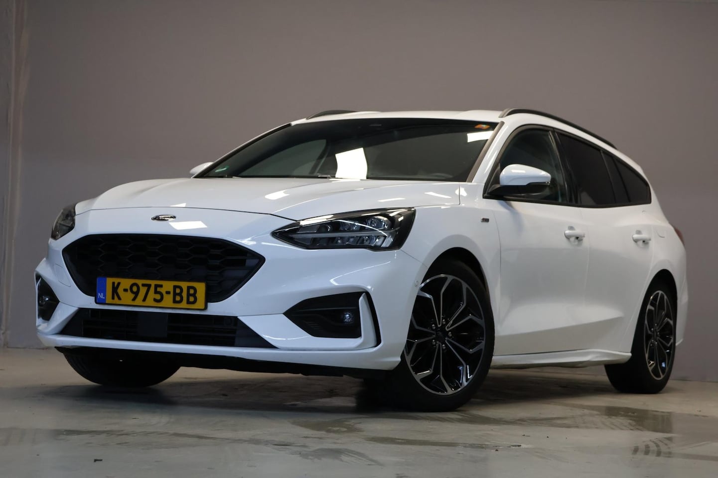 Ford Focus Wagon - 1.5 EcoBoost ST Line X Business |Vol Opties| - AutoWereld.nl
