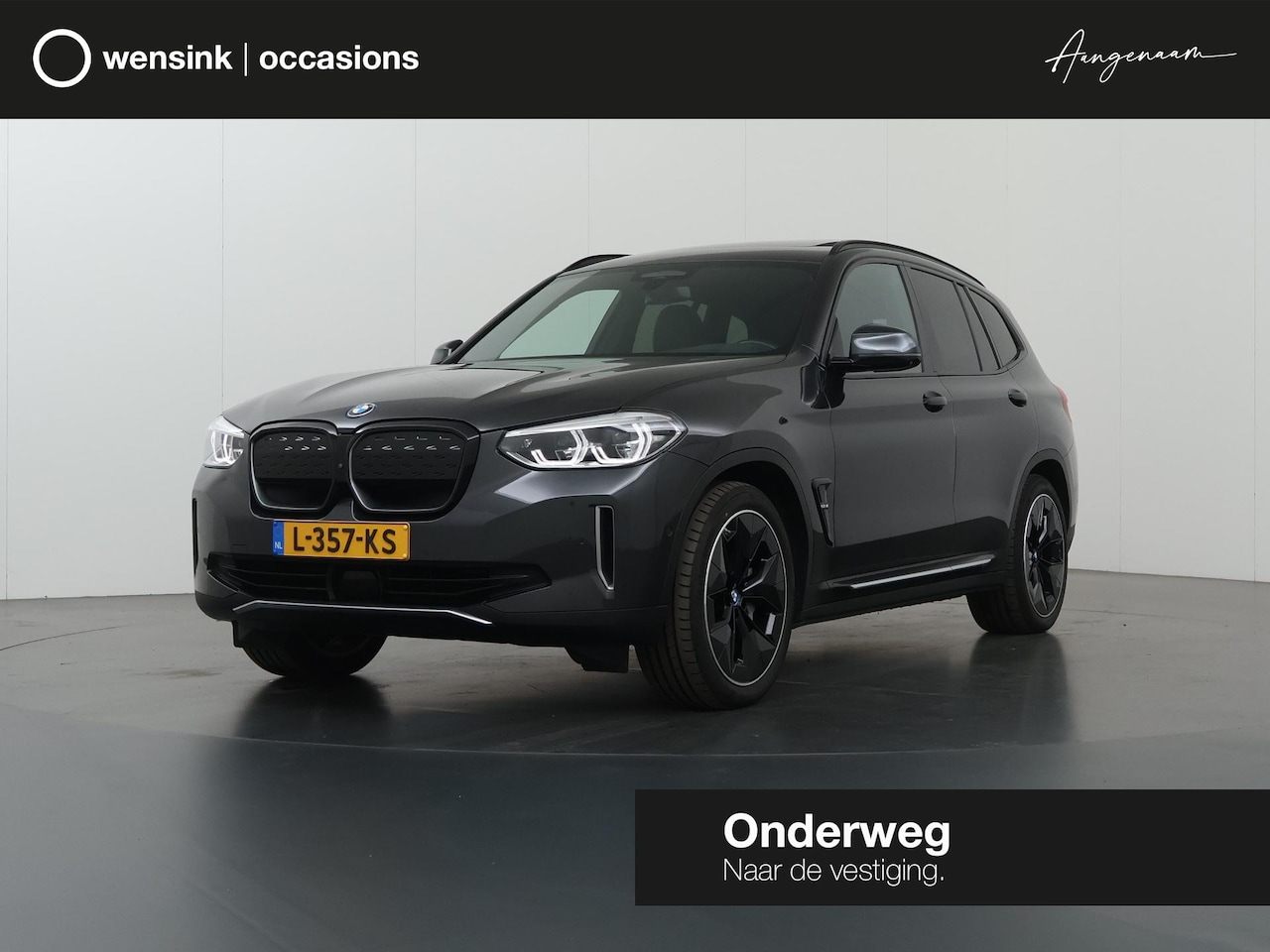 BMW iX3 - High Executive 80 kWh | M-Pakket | SOH 95% | Panoramadak | Adaptieve Cruise Control | Ele. - AutoWereld.nl