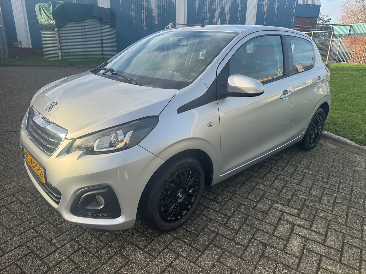 Peugeot 108 - 1.0 e-VTi Blue Lion - AutoWereld.nl
