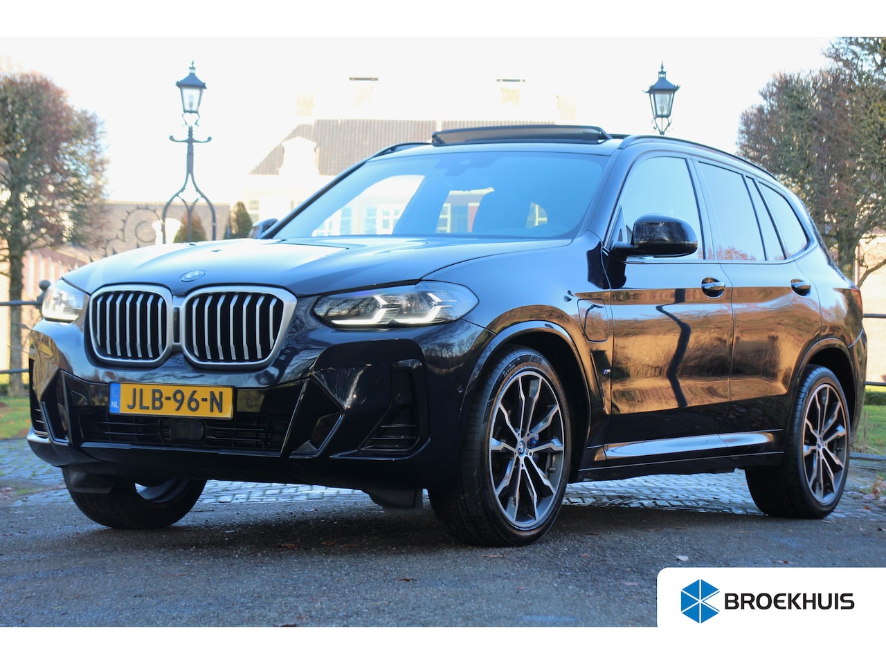 BMW X3 - xDrive30e High Executive | M-SPORT | PANODAK | STOELVERWARMING | DODEHOEK | ELEKTR. STOEL - AutoWereld.nl