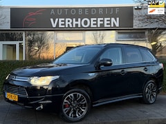 Mitsubishi Outlander - 2.0 PHEV Instyle - PANORAMADAK - XENON - CRUISE/CLIMATE CONTR - NAVIGATIE - LEDER