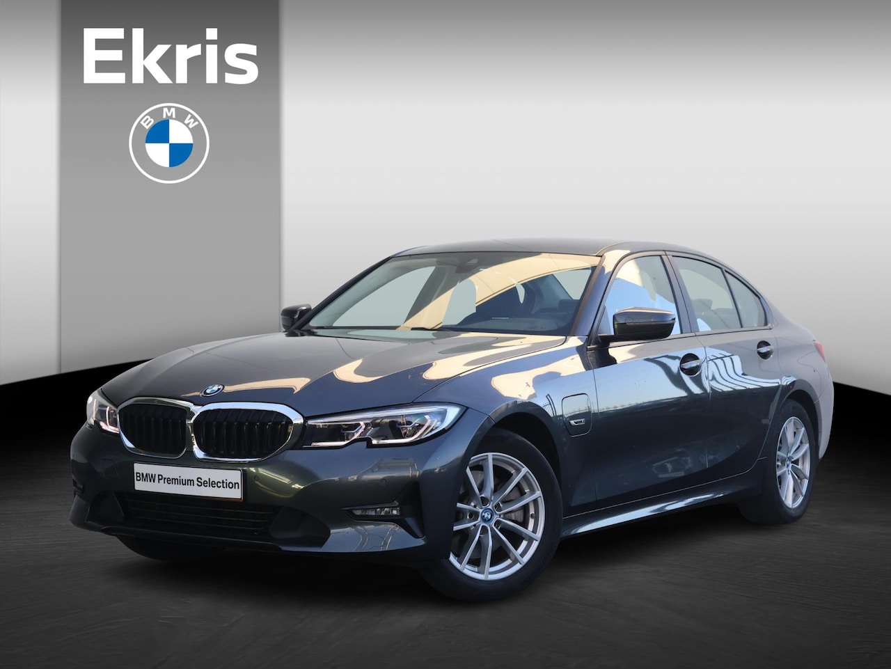 BMW 3-serie - 320e Business Edition Plus / Lederen Bekleding / Stoelverwarming / Sportstoelen / 17 '' / - AutoWereld.nl