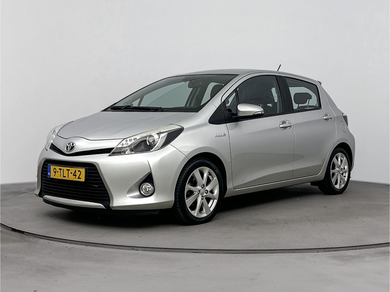 Toyota Yaris - 1.5 Hybrid Dynamic | Navigatie | - AutoWereld.nl