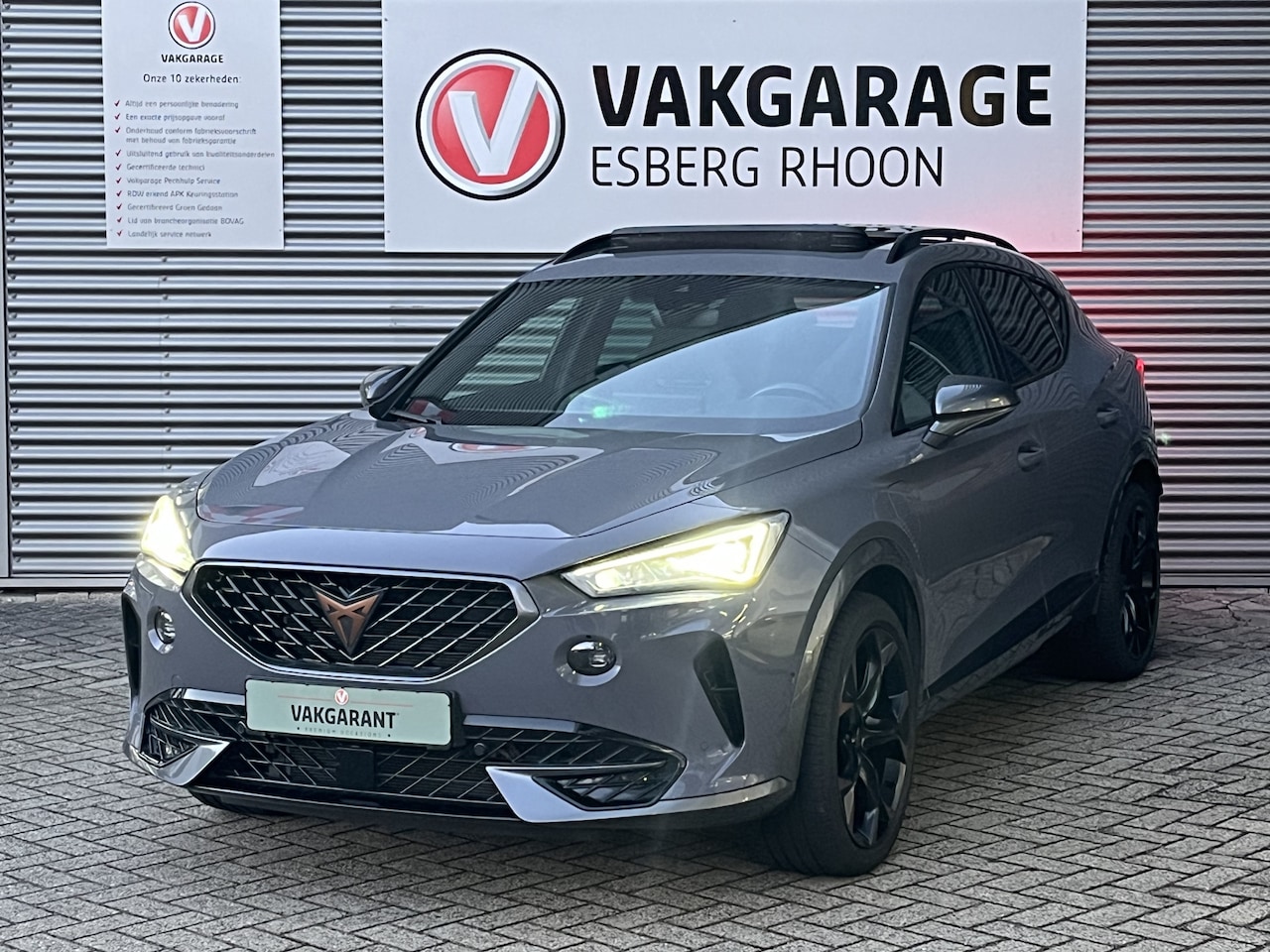 CUPRA Formentor - 1.4 e-Hybrid VZ Copper Edition SPORTSTUUR, NAVI/CAM, TREKHAAK - AutoWereld.nl