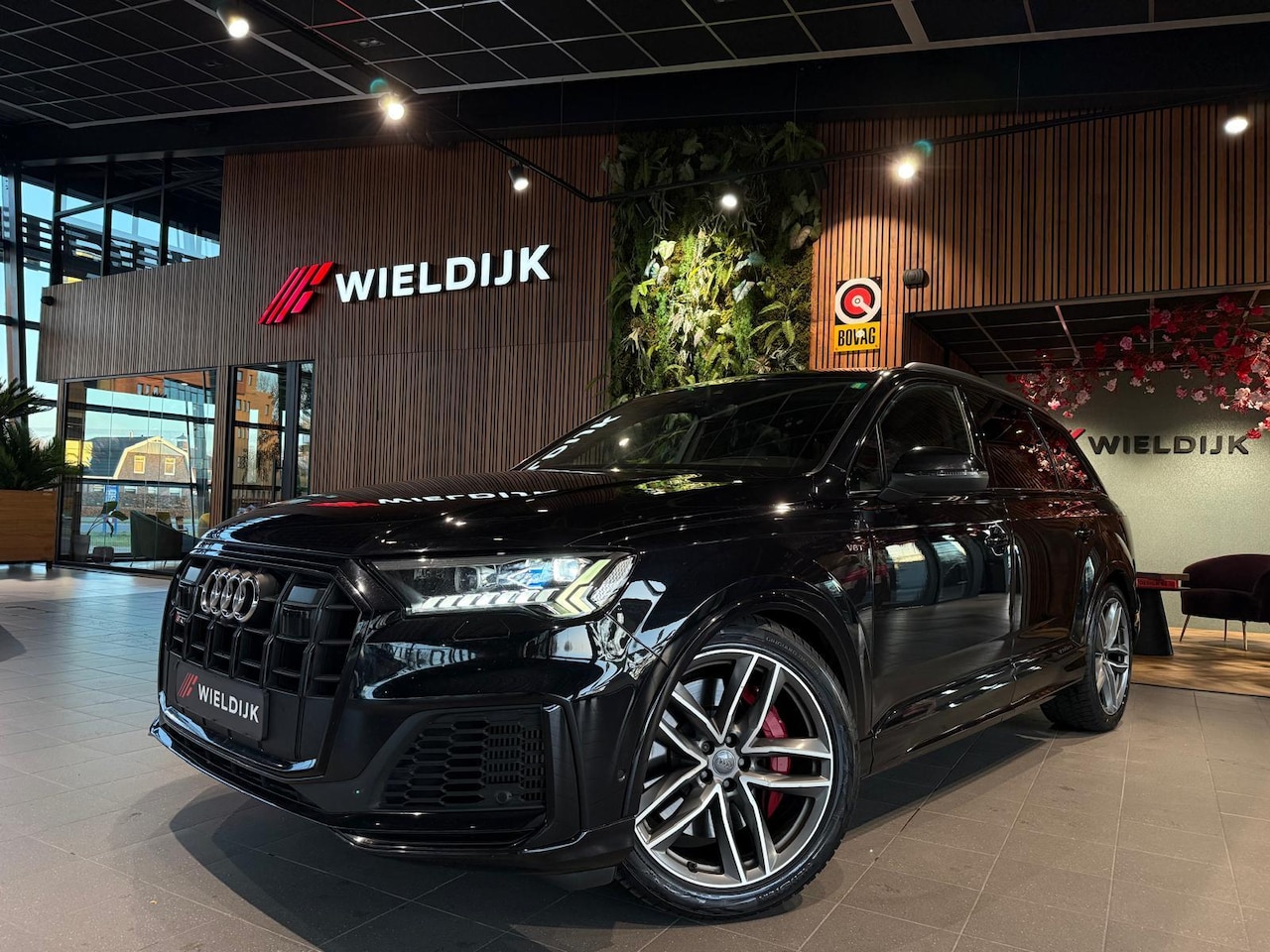 Audi Q7 SQ7 - 4.0 TDI quattro 7p trekhaak pano schuif - AutoWereld.nl