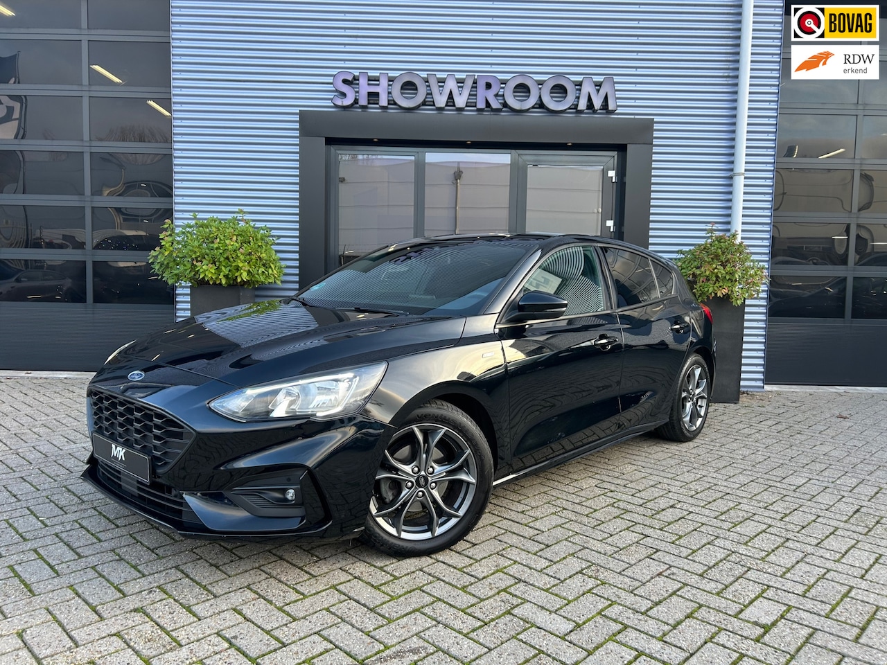 Ford Focus - 1.0 EcoBoost ST Line Business Automaat|Apple Carpley|Stoel en Stuurverwarming - AutoWereld.nl