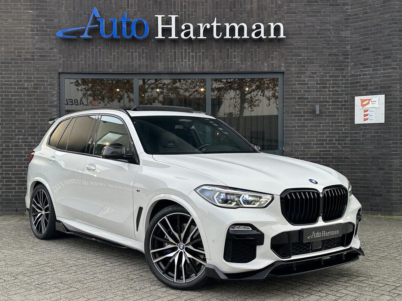 BMW X5 - xDrive45e High Executive M-sport PANO|ACC|LASER|M-SEATS|HUD|H&K|360 - AutoWereld.nl