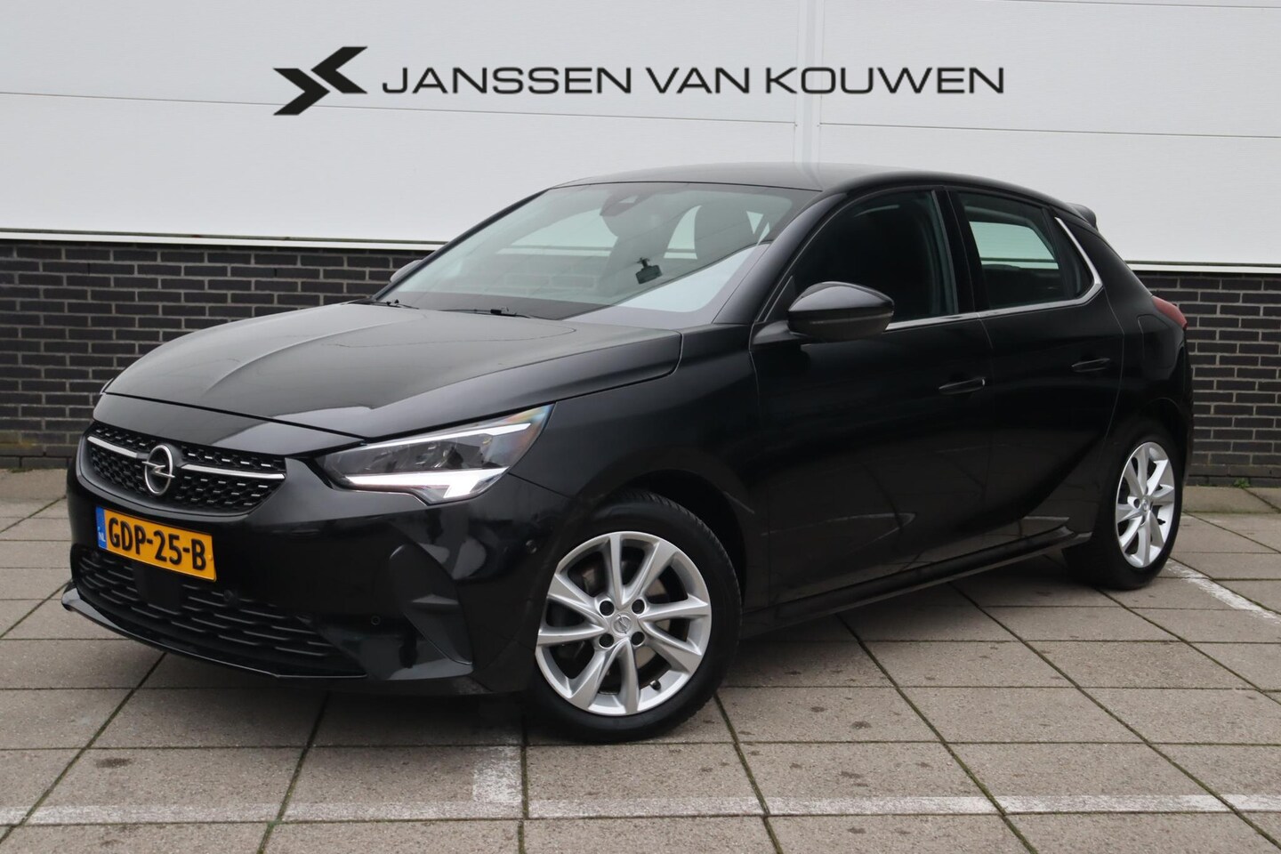 Opel Corsa - 1.2 Level 3 * Automaat * Stoel Verwarming * PDC Achter * - AutoWereld.nl