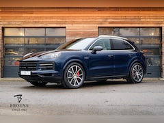 Porsche Cayenne - S E-Hybrid 520pk | HUD | PassDisplay | InnoDrive | PDCC | PTV | el. Trekh |