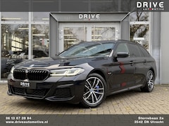 BMW 5-serie Touring - 530e xDrive High Ex. M-Sport |CoPilot|Laser|Stoelventilatie|SoftClose|HUD|HiFi|Trekhaak
