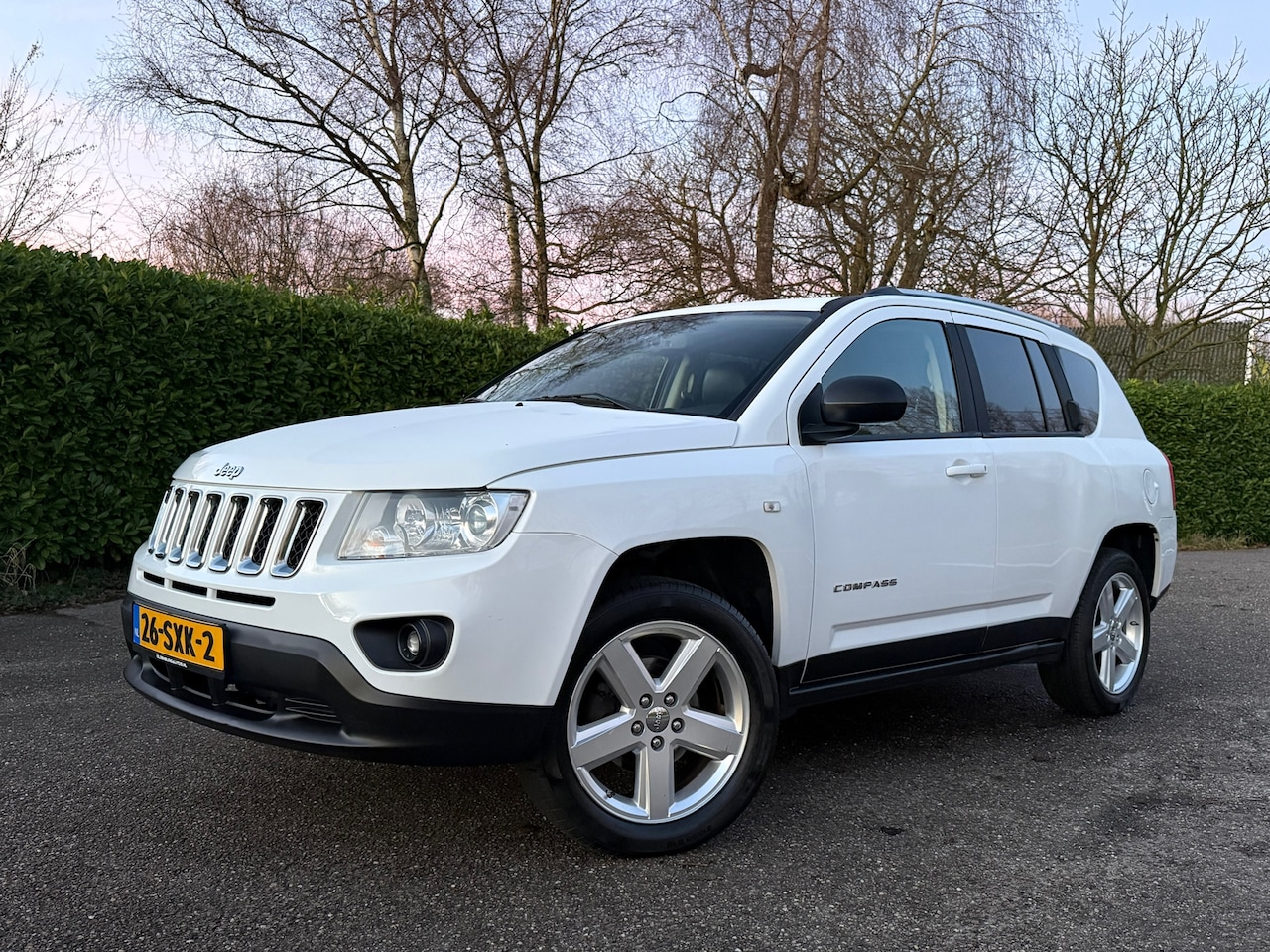 Jeep Compass - 2.4 Limited 4WD Automaat | Leder | Trekhaak | Clima | 18" Velgen | Stoelverwarming | PDC | - AutoWereld.nl