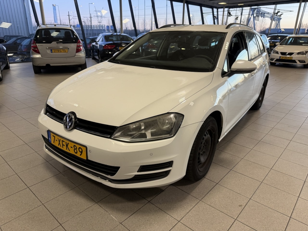 Volkswagen Golf Variant - 1.6 TDI Trendline 1.6 TDI Trendline - AutoWereld.nl