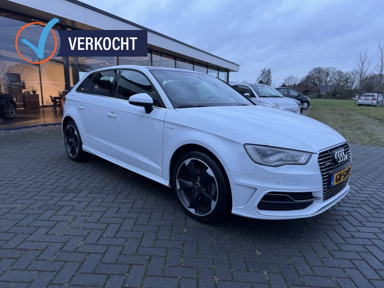 Audi A3 Sportback - 1.4 e-tron Amb. PL+ - AutoWereld.nl