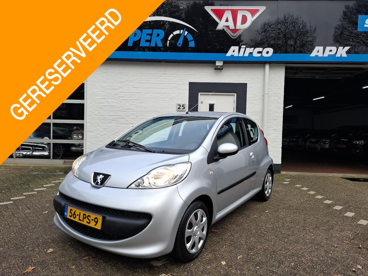 Peugeot 107 - 1.0-12V XR /AUTOMAAT!/nieuwe apk bij aflevering/Airco/ - AutoWereld.nl