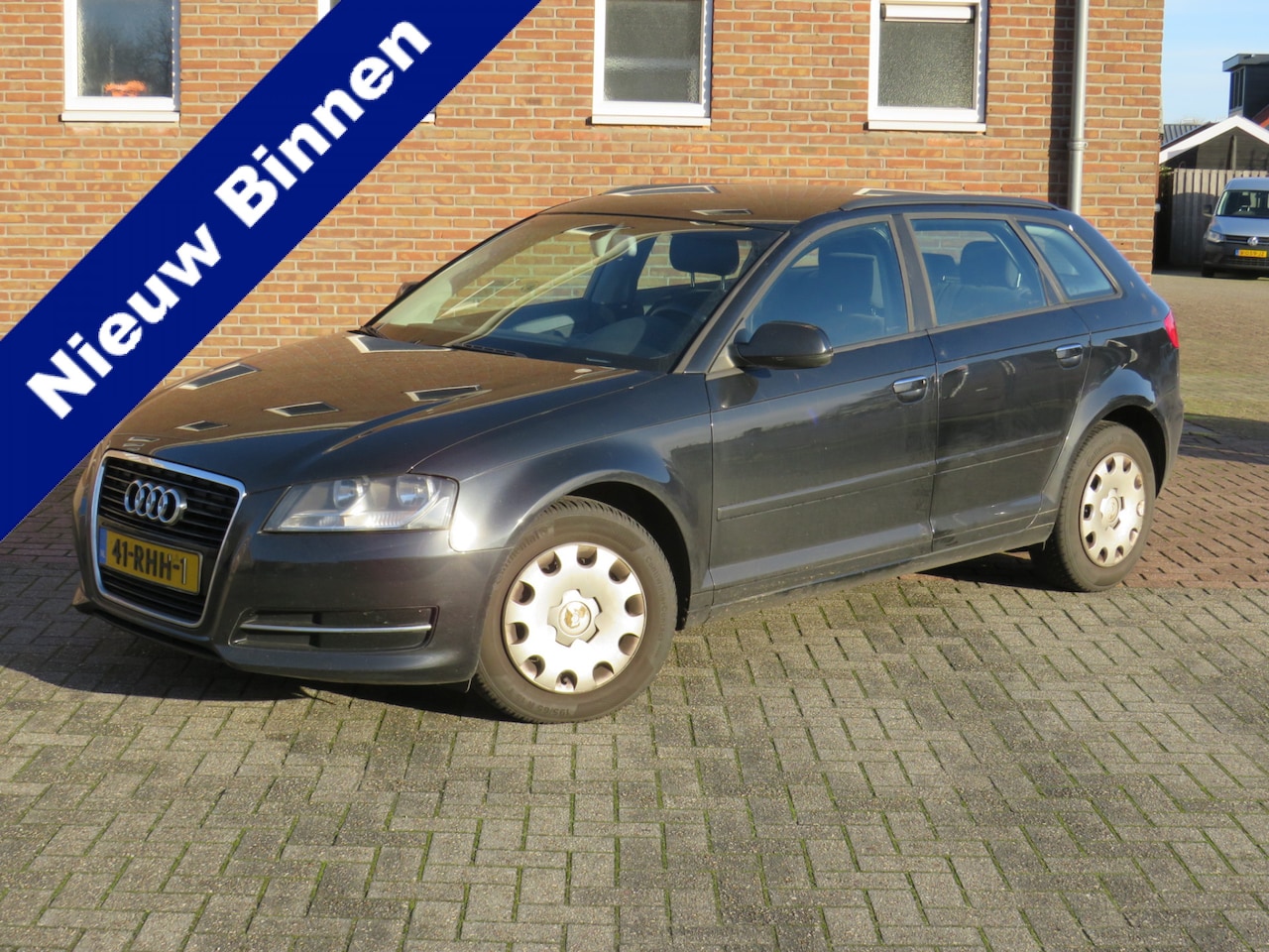 Audi A3 Sportback - 1.6 TDI 105Pk Attraction Pro Line * Climate Controle * Cruise Controle * Winterbanden * - AutoWereld.nl