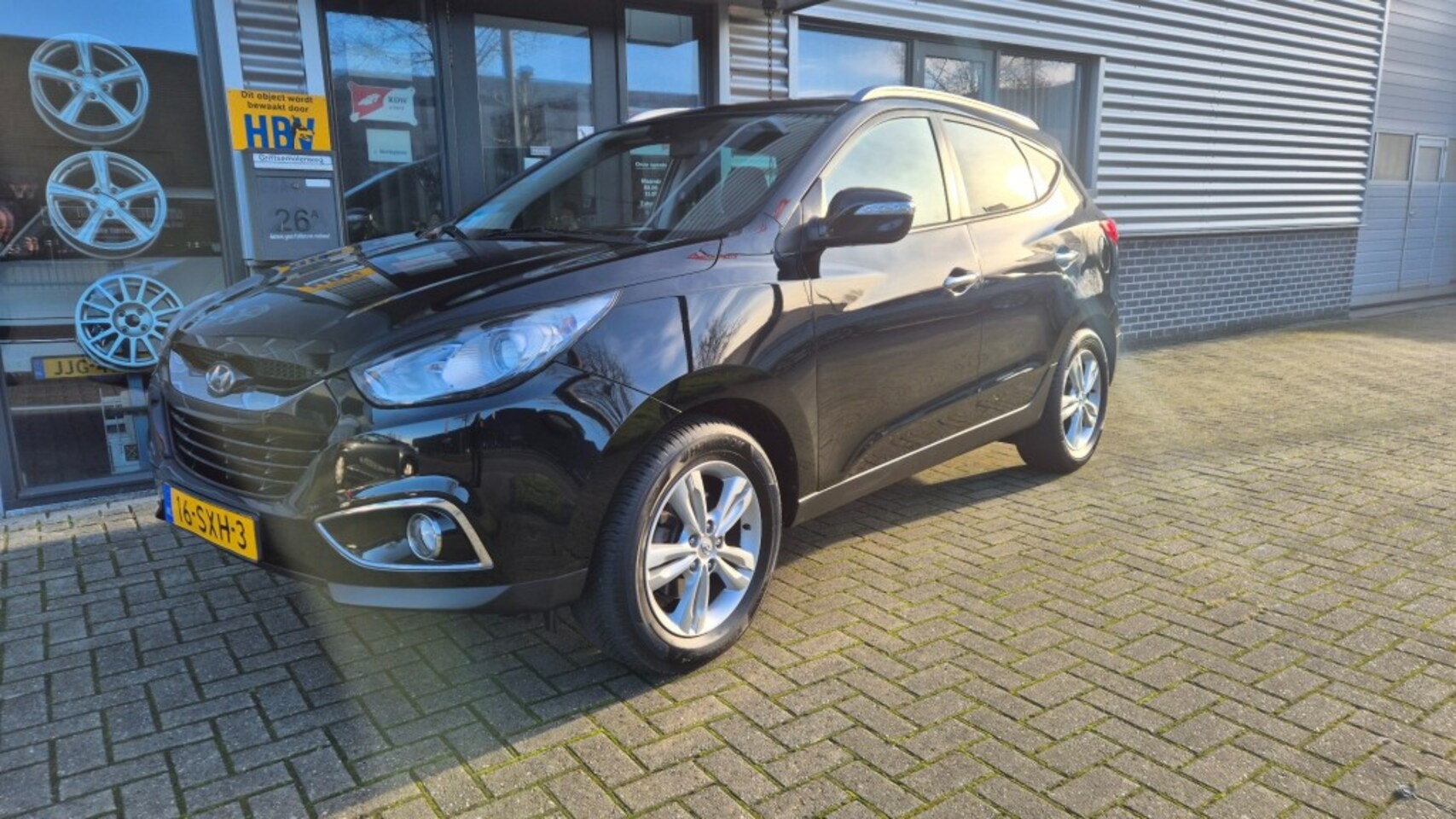 Hyundai ix35 - 2.0i Style AIRCO ACC TREKHAAK CRUISE CAMERA AUTOMAAT - AutoWereld.nl