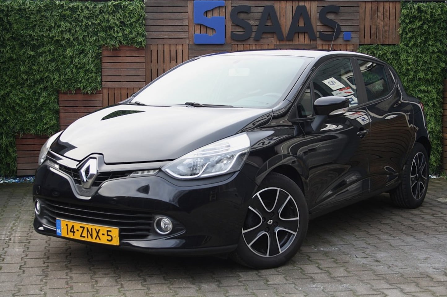 Renault Clio - 0.9 TCe / NAP / Ond. hist volledig / Airco / Cruise Contr. - AutoWereld.nl