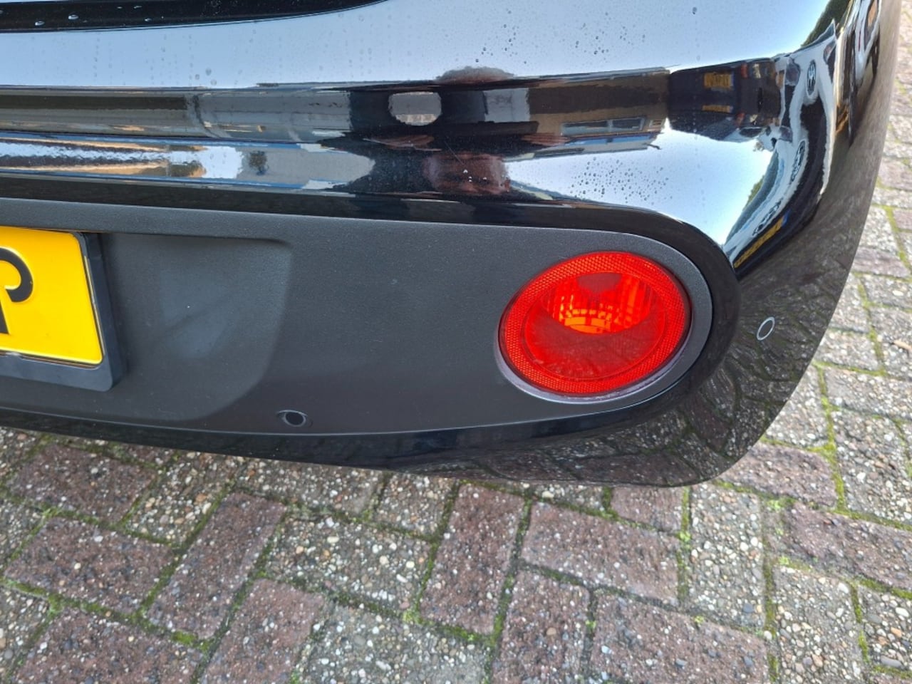 Hyundai i10 - 1.0i Comfort RADIO/AIRCO/NAVI/CRUISE/ELEC.RAMEN V+A/PDC