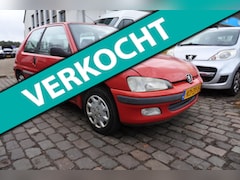 Peugeot 106 - 1.1 Sport 114 dkm N.A.P. nw apk 9-12-2026 met trekhaak