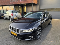 Volkswagen Passat - 1.4 TSI GTE XENON LED CRUISE KEYLESS DEALER ONDERHOUDEN ORIG NL NAP
