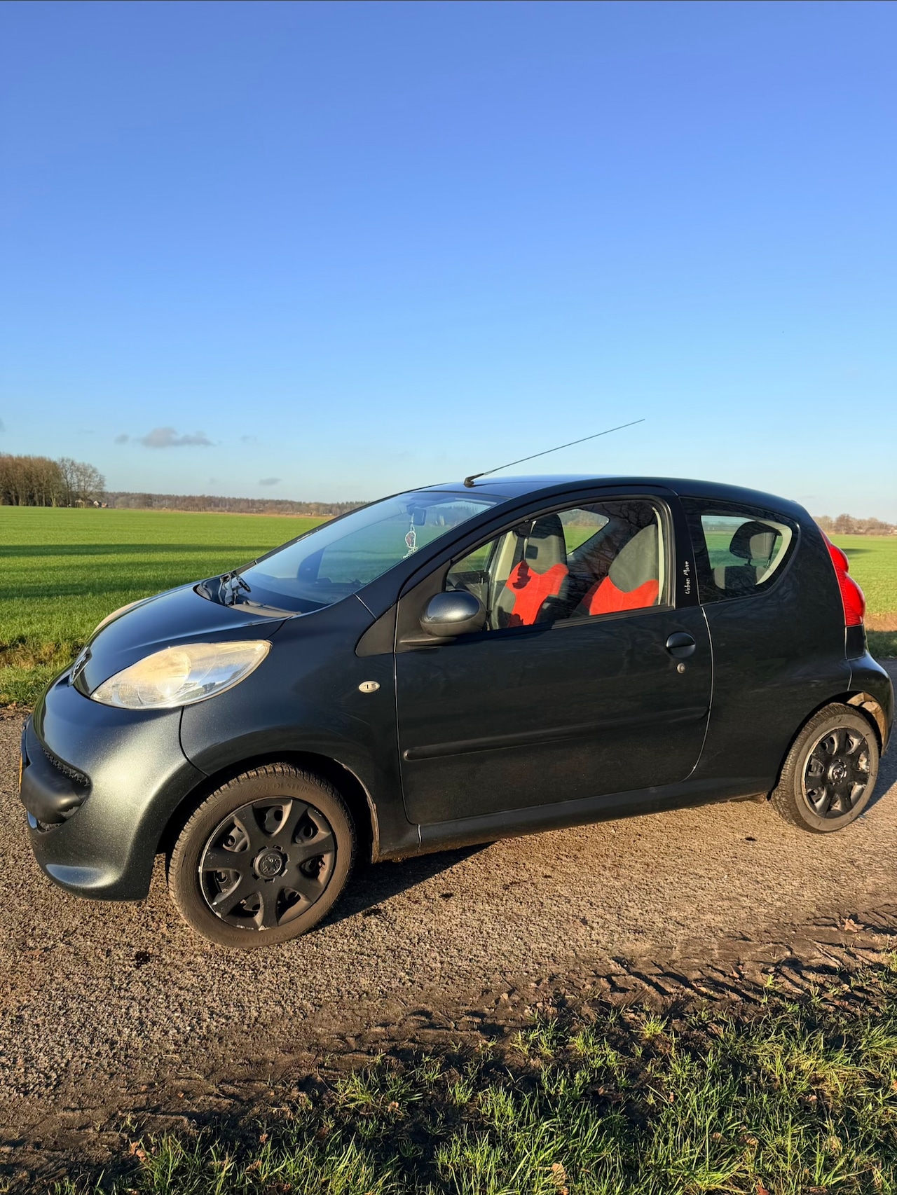 Peugeot 107 - 1.0-12V XR - AutoWereld.nl