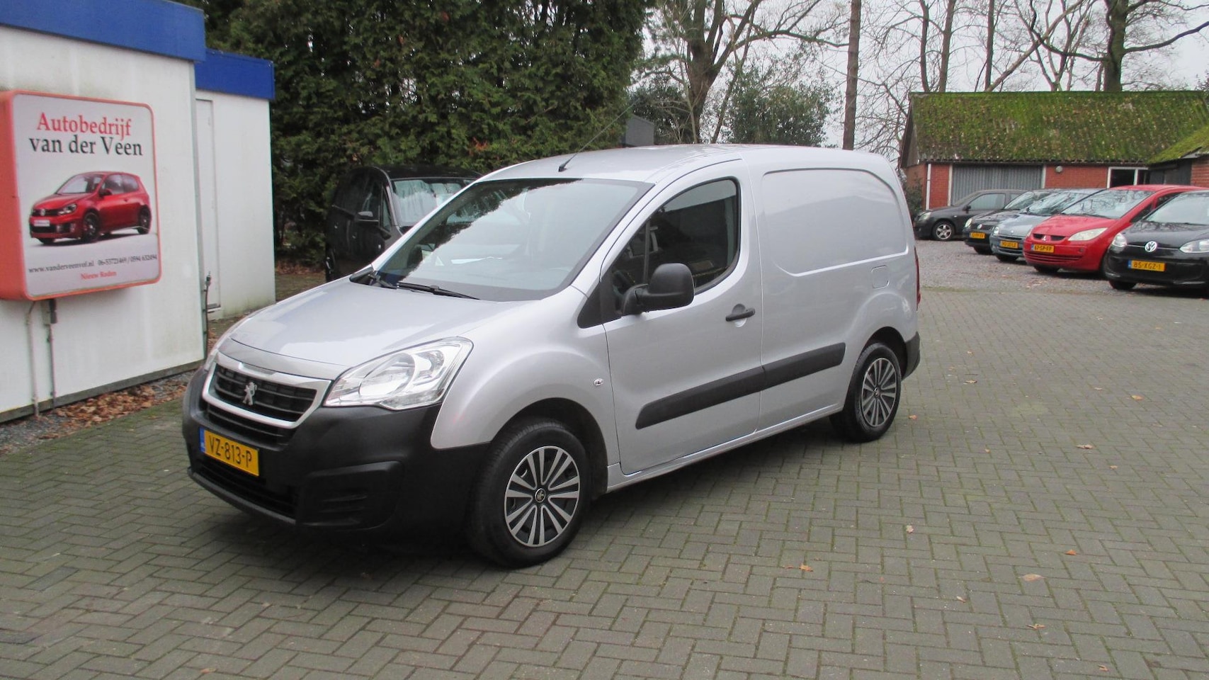 Peugeot Partner - 120 1.6 BlueHDi 75 L1 XR 120 1.6 BlueHDi 75 L1 XR - AutoWereld.nl