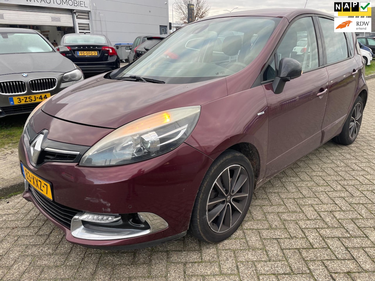 Renault Scénic - 1.4 TCe Bose prijs export €1250 - AutoWereld.nl