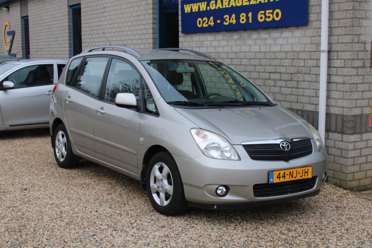 Toyota Corolla Verso - 1.8 VVT-i Linea Sol Automaat trekhaak pdc - AutoWereld.nl