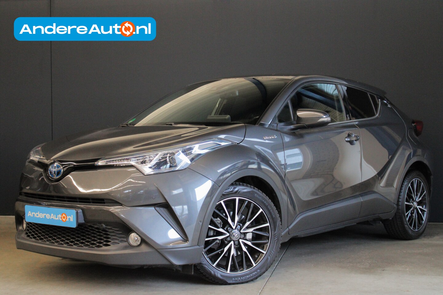 Toyota C-HR - 1.8 Hybrid Style |navigatie|dealer onderhouden|BSM|parkeersensoren|stuurwiel verwarming|ca - AutoWereld.nl