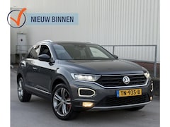Volkswagen T-Roc - 1.5 TSI Sport Line I Lane + Front Assist I Camera