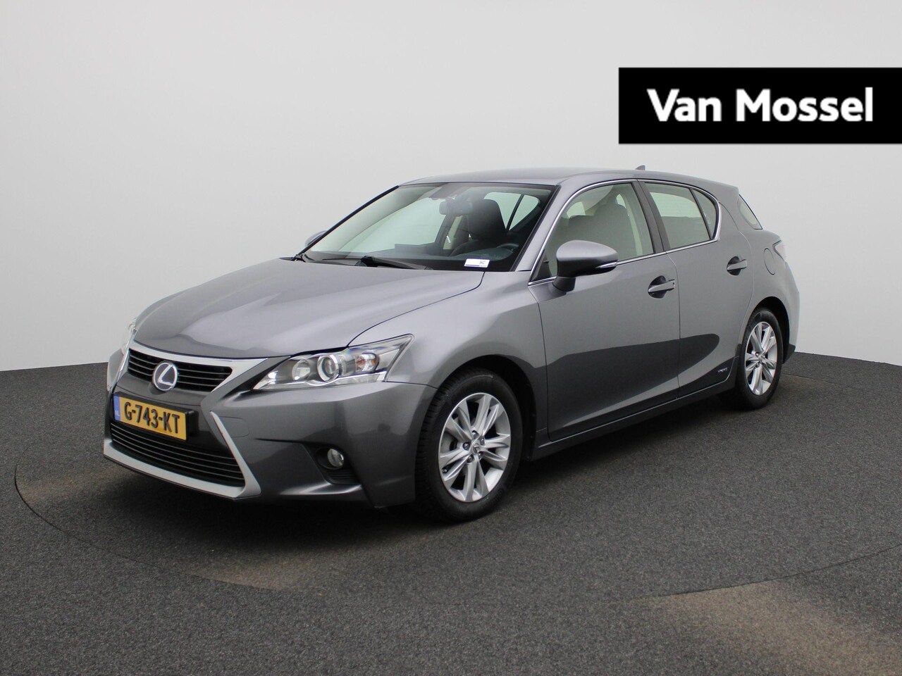 Lexus CT 200h - Luxury Line | Automaat | Climate Control | Achteruitrijcamera | Stoelverwarming | Parkeers - AutoWereld.nl