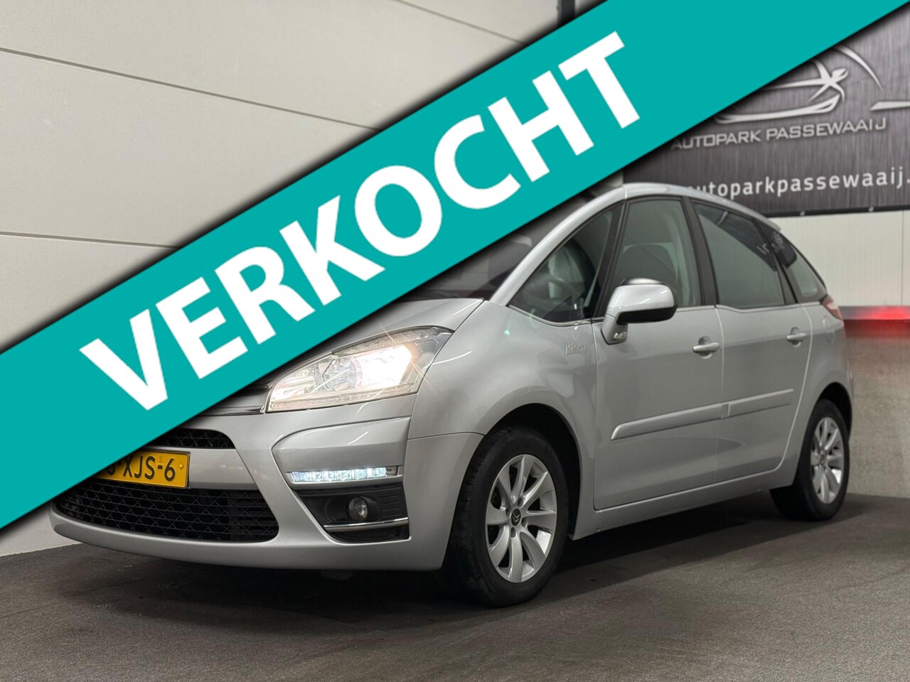 Citroën C4 Picasso - 1.6 THP Ligne Business EGS Cruise Control, Parkeersensor Achter, Airco, Electronic Climate - AutoWereld.nl