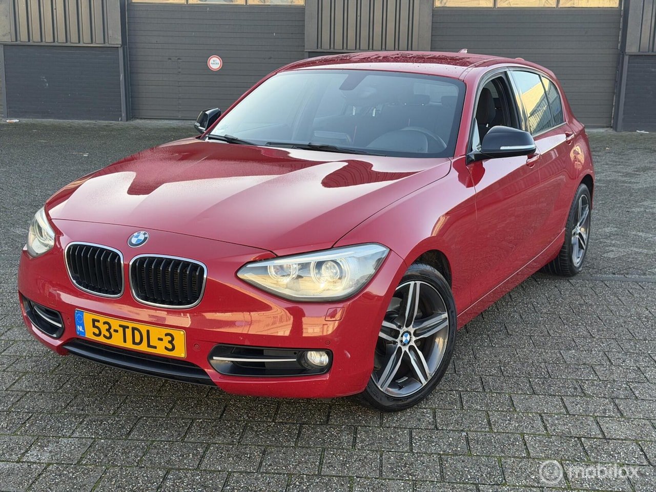 BMW 1-serie - 118i * AUToMaat - AutoWereld.nl