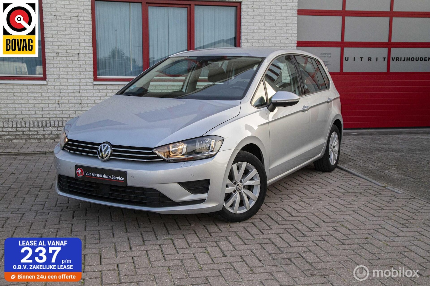 Volkswagen Golf Sportsvan - 1.4 TSI Comfortline/AUTOMAAT/PDC/NAVI - AutoWereld.nl