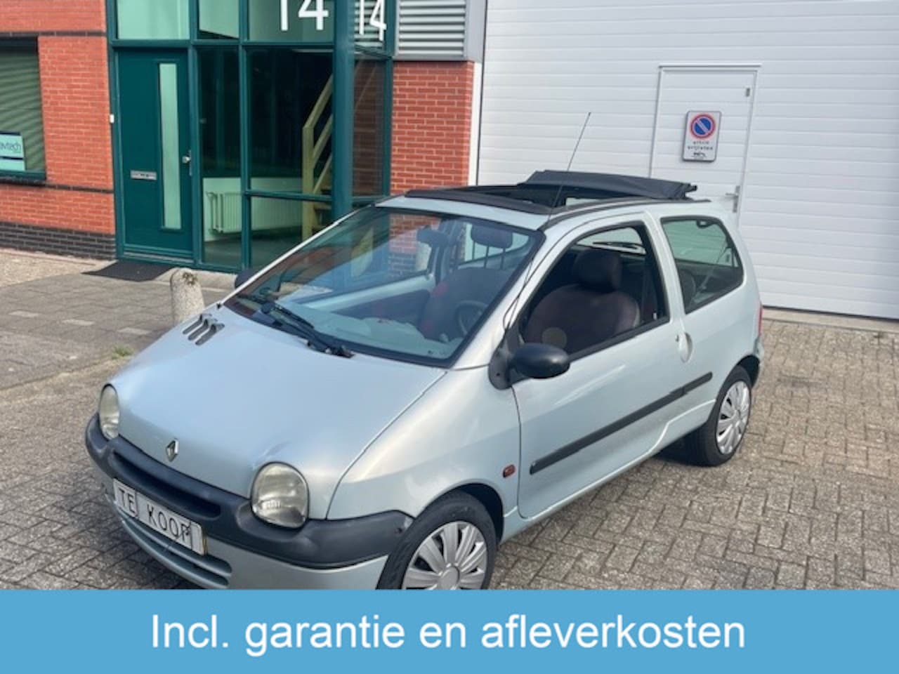 Renault Twingo - 1.2 Authentique VOUWDAK 3 MND GARANTIE KM 147402 | APK TM 28/04/202 (BJ 2001) EL.RAMEN + R - AutoWereld.nl