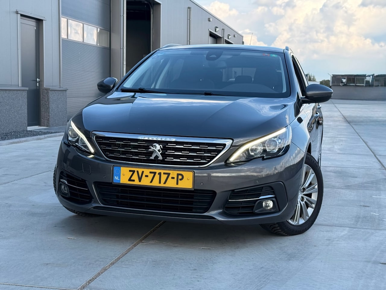 Peugeot 308 SW - 1.2 PureTech Allure eerste eigenaar goed onderhouden - AutoWereld.nl