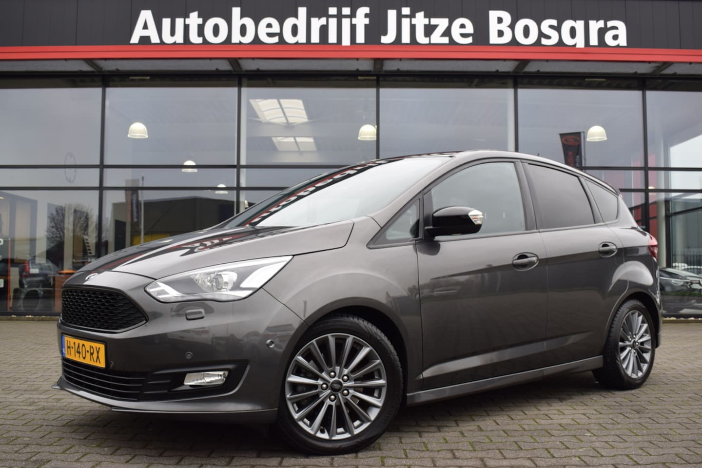 Ford C-Max - 1.5 Titanium LED | Full Map Navi | Camera | Sportstoelen | Trekhaak | 17 Inch LMV - AutoWereld.nl