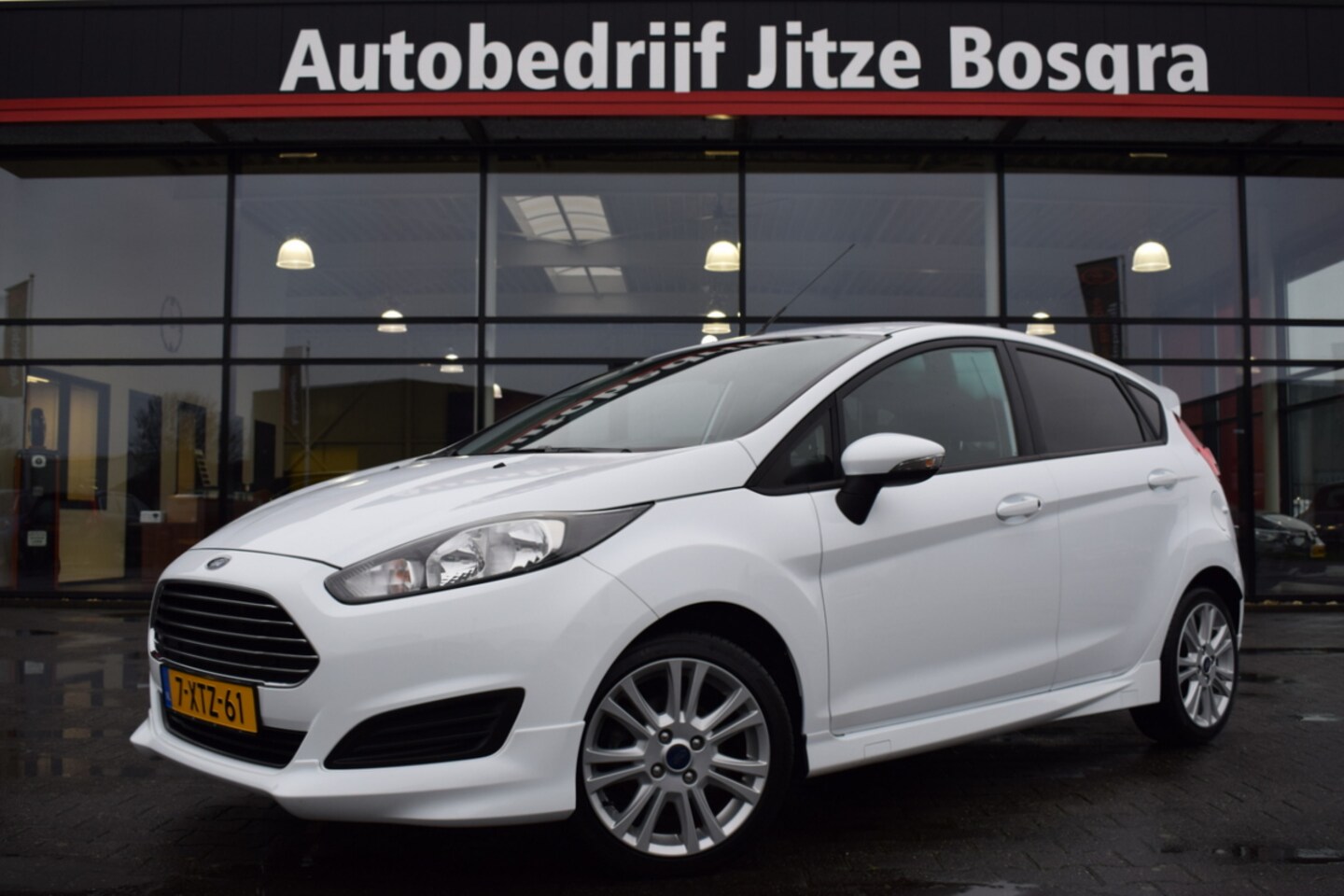 Ford Fiesta - 1.0 EcoBoost Titanium Airco | Full Map Navi | Telefonie | 16 Inch LMV | Isofix - AutoWereld.nl