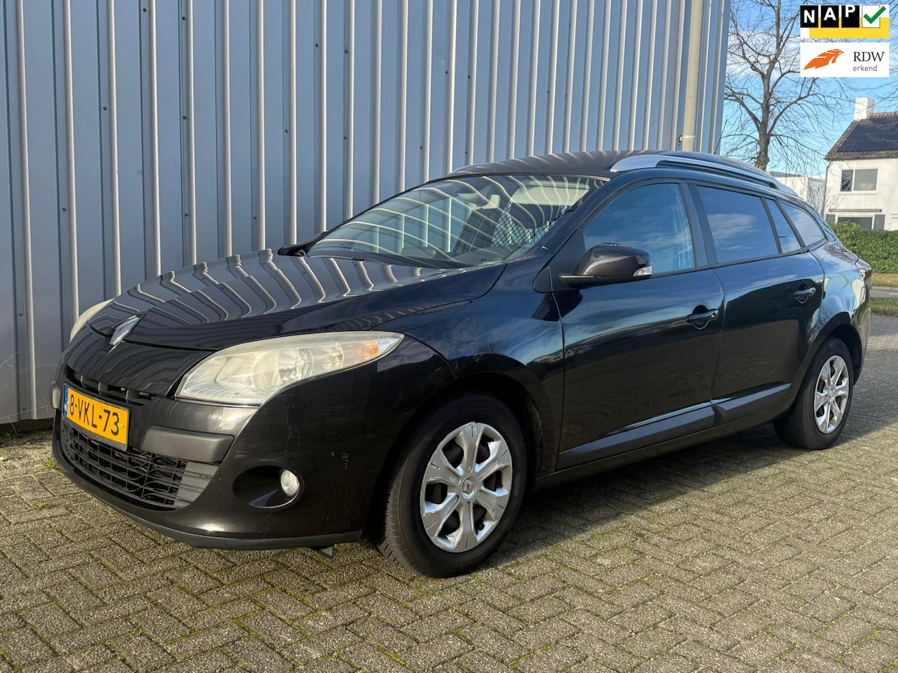 Renault Mégane - 1.5 dCi Expression/ grijs kenteken / 2010 euro 5 - AutoWereld.nl