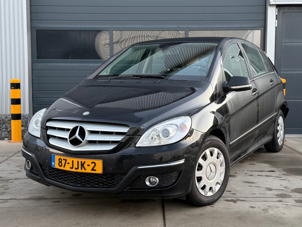 Mercedes-Benz B-klasse - 170 SCHADE AUTO / CRUISE / AUT / CLIMA / PDC - AutoWereld.nl