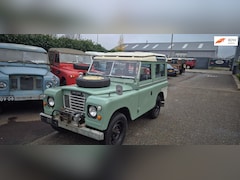 Land Rover 88 - Series III benzine overdrive