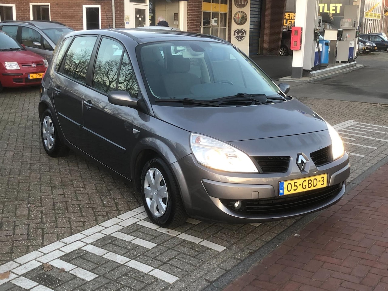 Renault Scénic - 1.6-16V Business Line/TREKHAAK/NAVI/PANORAMA/NW APK - AutoWereld.nl